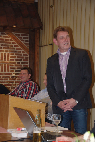 Dieter Wilger bei der Begrüßung zur Generalversammlung