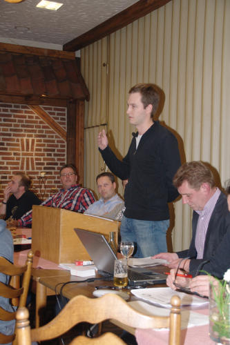 Daniel Kramer berichtet aus der Seniorenfußballabteilung. Am 29.05. steigt das Pokalfinale gegen die SpVgg Vreden! 