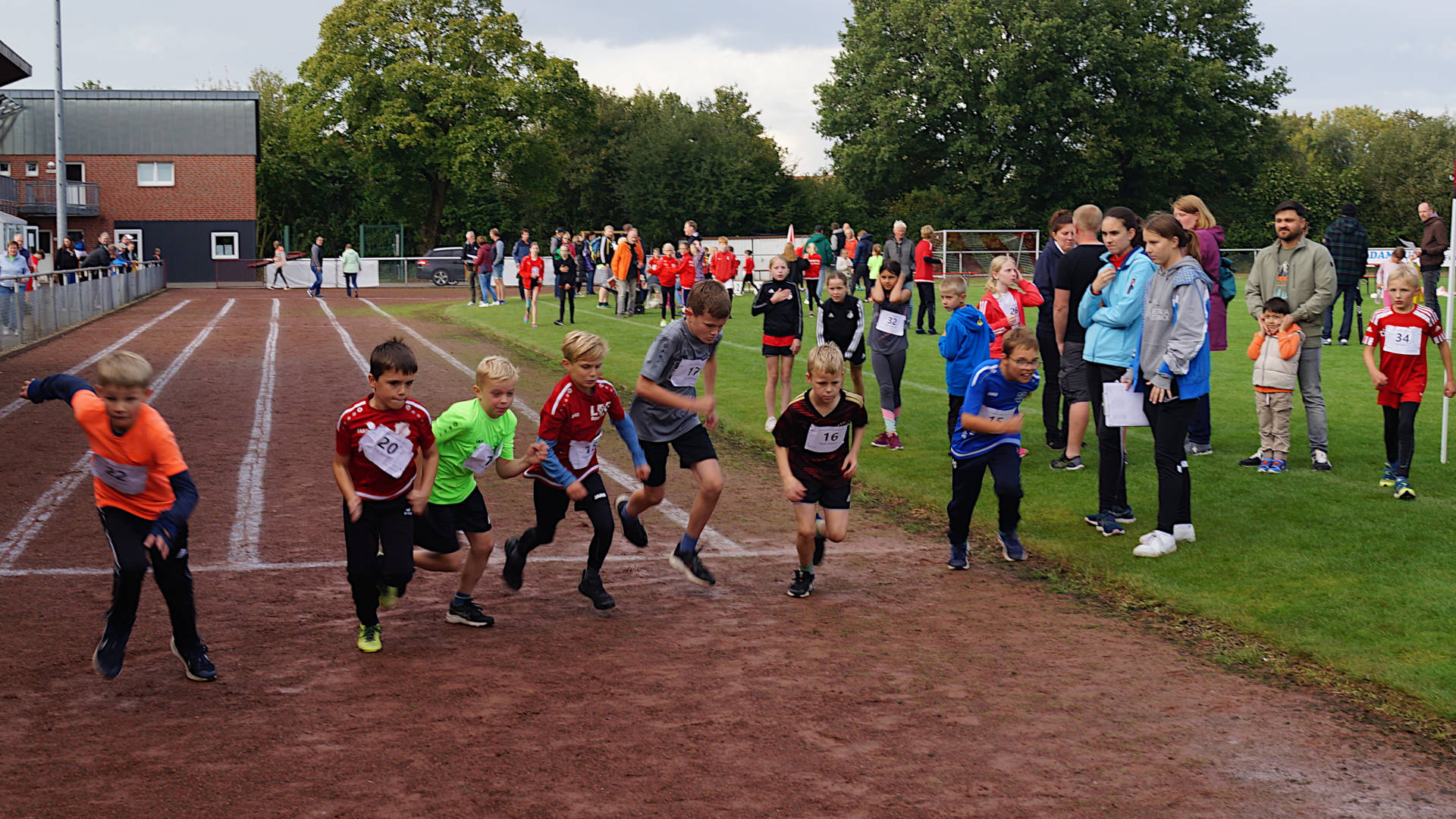 800m Start bei den Rosendahler Meisterschaften 2023