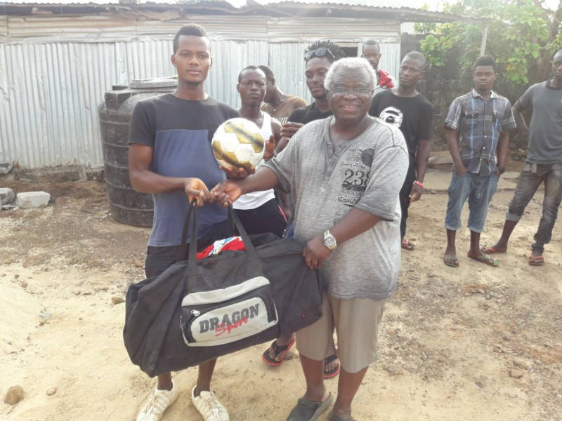 Dr. Moses Dimoh, Arzt und Allgemeiner Chirurg aus Coesfeld (linkes Foto, rechts),