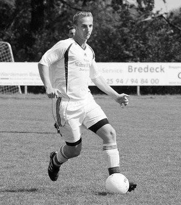 Mit einer Gehirnerschütterung nach einer halben Stunde ausgeschieden: Niklas Segbers. Foto: fw