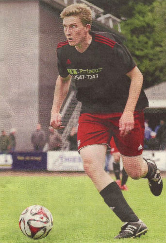 Nach nur vier Trainingseinheiten absolviert der Bezirrksliga-Aufsteiger Westfalia Osterwick heute bereits sein erstes Testspiel. Auf Johannes Sicking (Foto) und seine Klubkollegen wartet gleich ein Hochkaräter: Oberligist SuS Stadtlohn mit Dado Sekic als Coach, der lange Jahre bei DJK Coesfeld-VBRS tätig war. Anstoß: heute, 14 Uhr, Westfalia-Stadion, Naturrasen.	Foto: uh