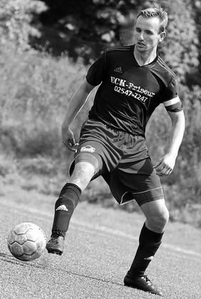 Der Käpt'n geht voran: Tobias Paschert. Foto: Ulrich Hörnemann