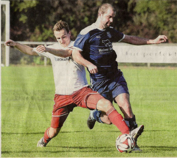 Der Käpt'n hängt sich rein: Tobias Paschert (links) und seine Teamkollegen wollen morgen in Re- ken endlich den ersten Saisonsieg feiern.	Foto: fw