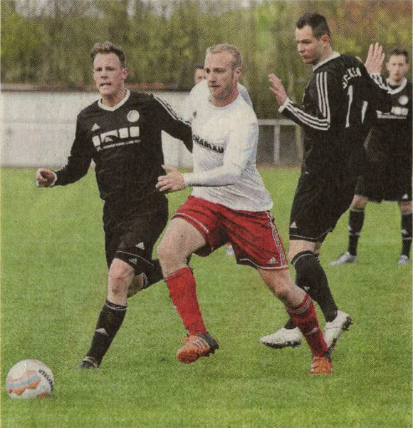 Verabschiedete sich standesgemäß mit einem Treffer aus Osterwick: Niklas Segbers.	Foto: fw