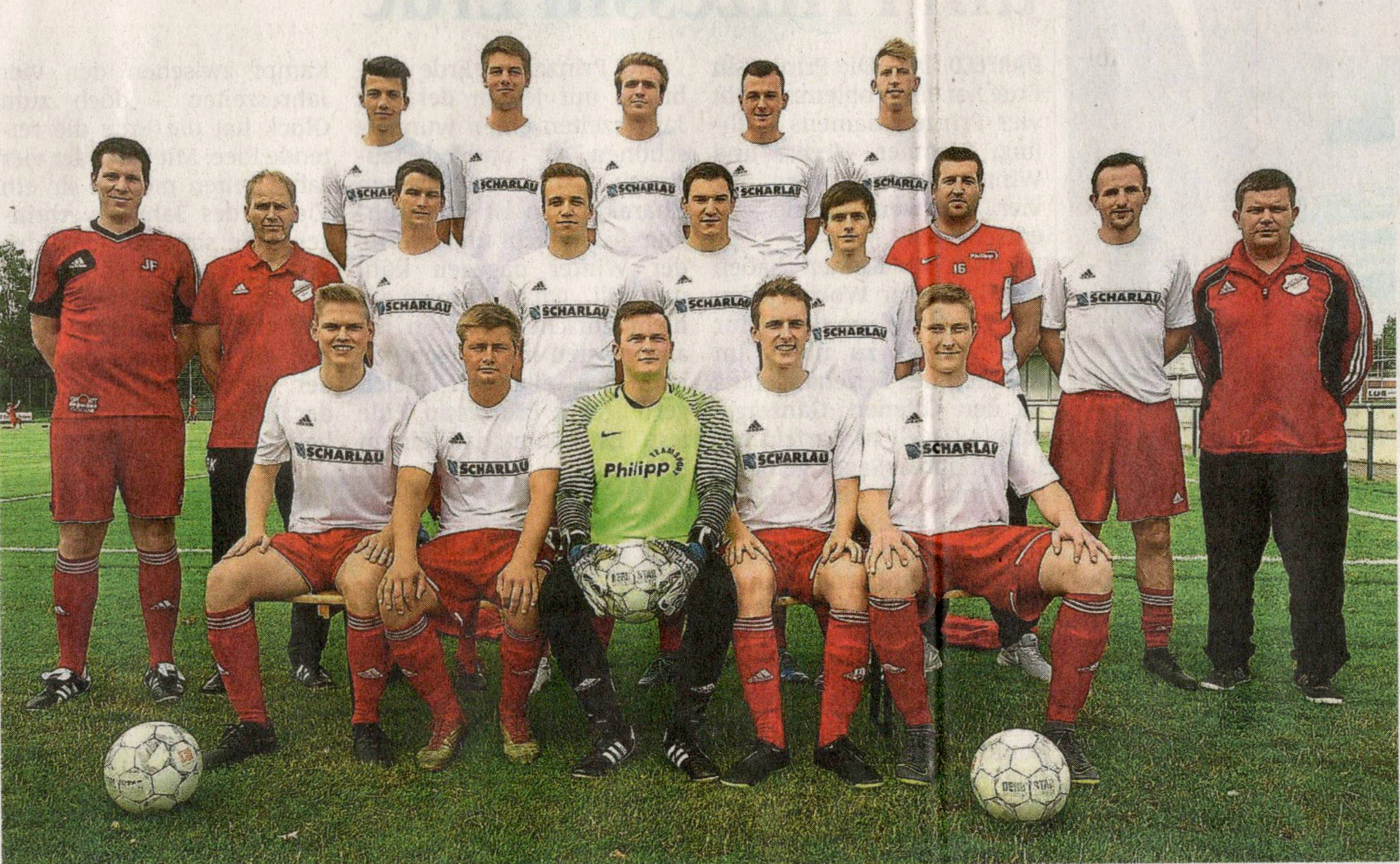 Westfalia Osterwick in der Saison 2019/20: (oben von links) Luca Thiäner, Timon Schüer, Luis Lammers, Steffen Sicking, Florian Richters; Mitte von links: Co-Trainer Jens Frieling, Co-Trainer Roland Kortüm, Hannes Grams, Jens Große Daldrup, Ulrich Wirtz, Davide Recker, Benny Raabe, Spielertrainer Tobias Paschert, Betreuer Christian Vörding; unten von links: Leon Eggemann, Tobias Schönnebeck, Dominik Chmieleck, Simon Werschmöller, Johannes Sicking; es fehlen: Jakub Kijas, Lars Knipper, Philipp Kröger, Tobias Lanfers, Pascal Leipelt, Timo Mevenkamp, Luka Patte, Julian Wensky, Torwarttrainer Tobias Smolinski und Betreuer Dennis Alferink. •