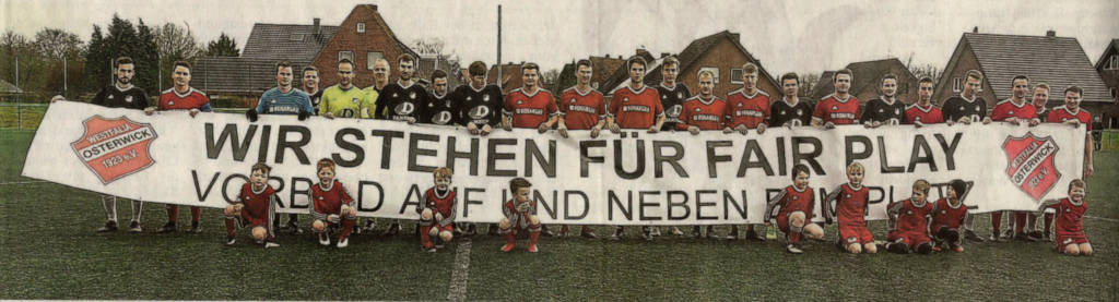 Ein Zeichen für Fair Play auf und neben dem Platz setzte A-Ligist Westfalia Osterwick vor dem Derby mit Unterstützung einiger Nachwuchsspieler. Die Kicker des Ortsrivalen SW Holtwick schlossen sich dieser symbolischer Aktion vor dem Hintergrund zunehmender Gewalt auf den Sportplätzen gerne an.