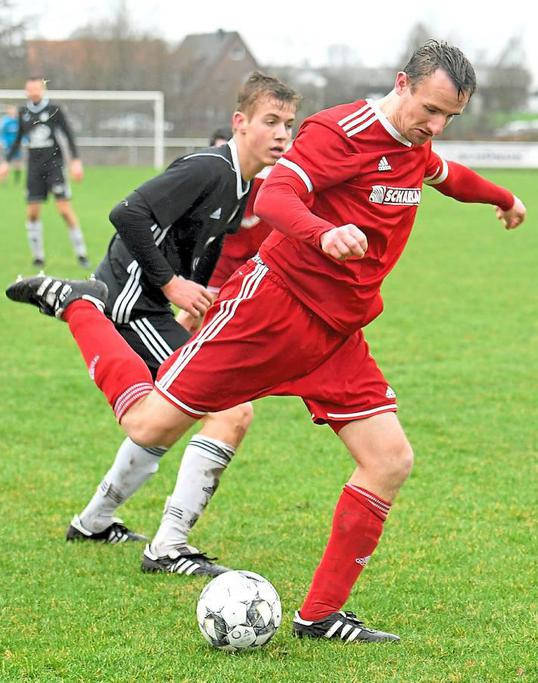 Der Spielertrainer bekommt Verstärkung: Tobias Paschert arbeitet ab dem Sommer im Duo mit Mario Worms. Foto: az