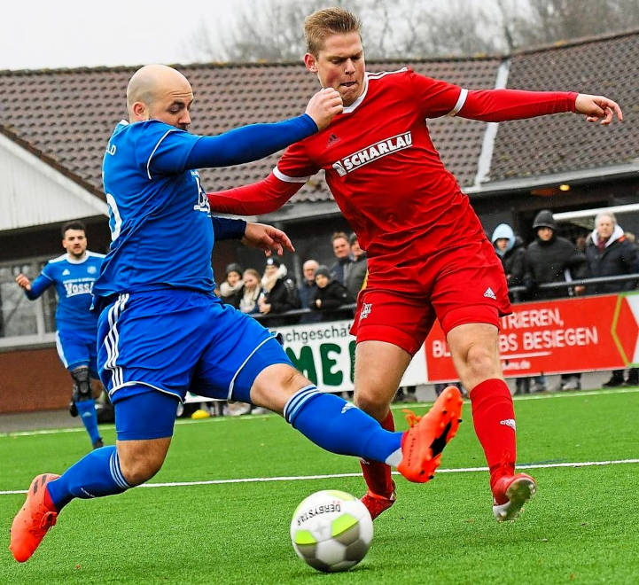 Heiße Duelle lieferten sich der Darfelder „Jojo“ Gövert (links) und der Osterwicker Leon Eggemann. Foto: Fotos: uh