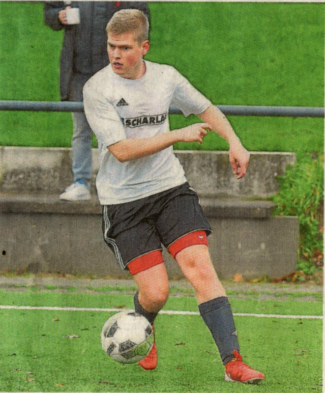 Allgemeine Zeitung KREIS COESFELD. Erneut sind unter der Woche Nachholspiele für die Fußballer angesetzt. Leon Eggemann (Foto) und Tabellenführer Westfalia Osterwick treffen am morgigen Donnerstag (7. 4.) um 19.45 Uhr auf die DJK Rödder. Foto: fw