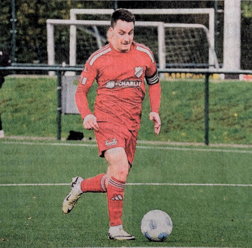 Zum zweiten Mal in Folge gingen Lars Knipper und Westfalia Osterwick gestern als Verlierer vom Platz.    Foto: 1w